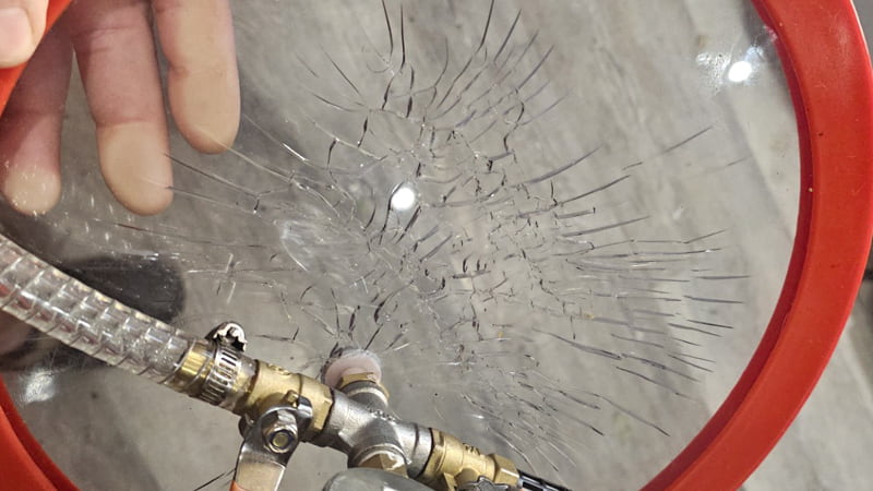 vacuum chamber failure causes