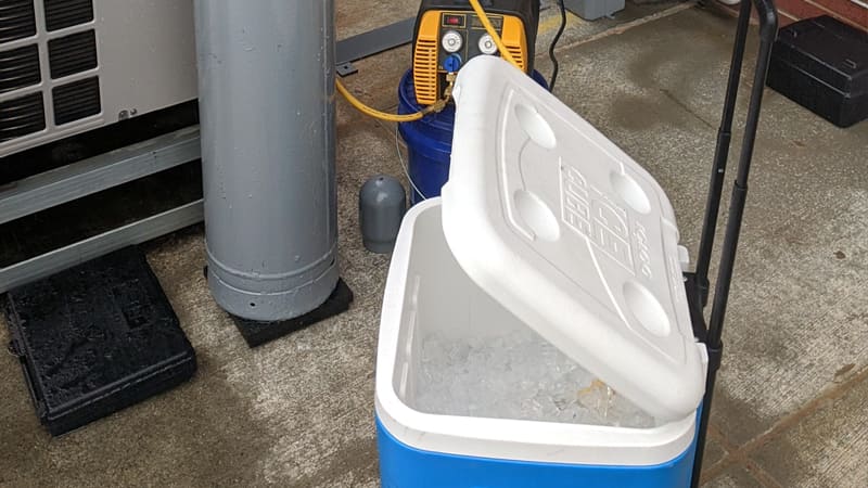 Cooling a Recovery Tank with Ice